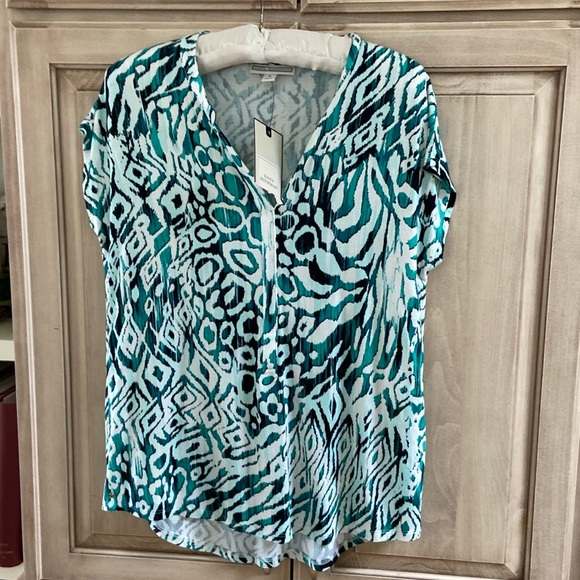 Dana Buchman Tops - Dana Buchman top green black sz S nwt